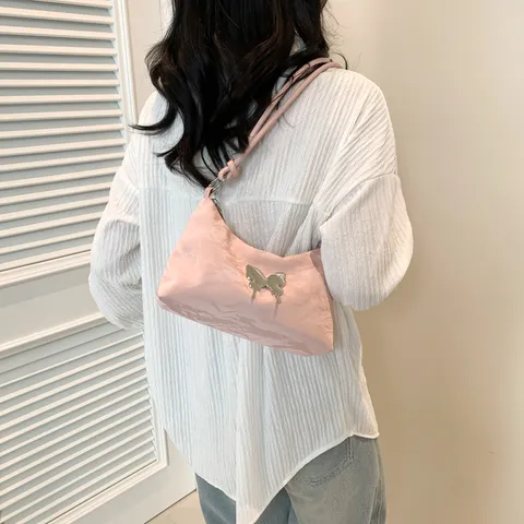Femme Mode PU Cuir Sac Epaule Sous Bras Vintage Couleur Unie Sac Main Decontracte Avec Decor Metal Papillon