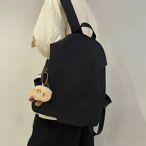 Unisex Wasserdicht Nylon Casual Rucksack Reise Schultasche Mit Plüsch Anhänger Minimalistisch Mode Daypack