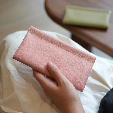 Portamonete in Pelle PU Minimalista Motivo Lychee Custodia per Cavi Auricolari Chiusura Automatica Mini Borsa Portafoglio Morbida Portatile