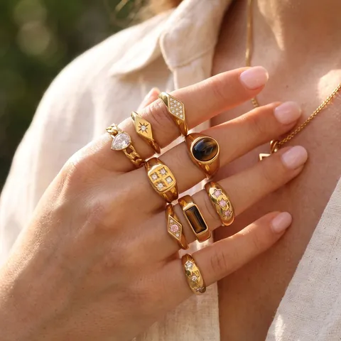 Anillo Minimalista de Acero Inoxidable Chapado en Oro Vintage Geométrico Strass Concha Incrustada Anillo para Mujer Joyería de Moda