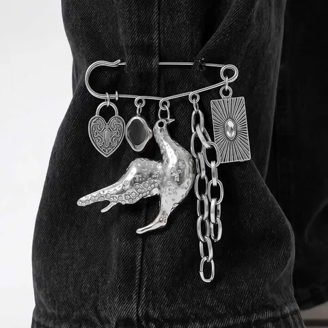 Punk Zinklegering Duif Hanger Broche Speld Met Zware Ketting Hartslot Zonnestralen Plaat Strass Veiligheidsspeld Voor Vrouwen Sieraden
