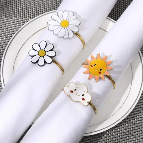 Cute Cartoon Flower Sun Cloud Napkin Rings Alloy Baking Paint Napkin Buckles For Western Restaurant Hotel Dinner Table Decor