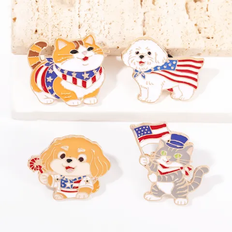 Süße Cartoon Katze Hund Emaille Brosche Pin Amerikanischen Stil Streifen Legierung Tier Abzeichen Revers Pin Schmuck Zubehör Für Kleidung Taschen