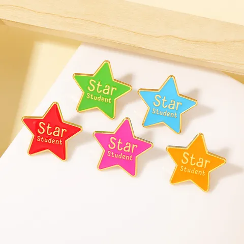 Broche Alfiler Esmalte Aleación Dibujos Animados Estrella Estudiante Lindo Insignia Solapa Forma Corazón Inspiradora Para Mochila Ropa Regalo Recompensa Estudiante