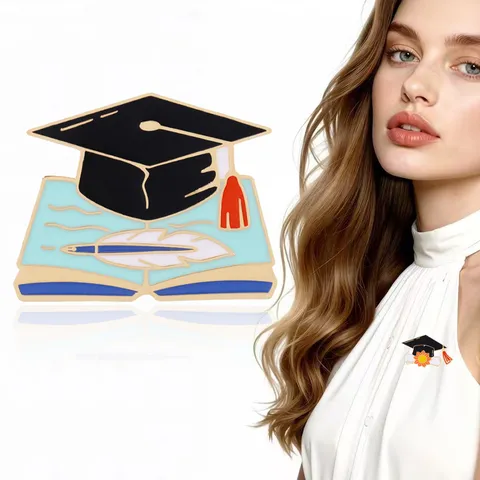 Creative Graduation Hat Alloy Brooch Enamel Badge School Season Commemorative Gift Unisex Clothes Bag Accessories Metal Pin