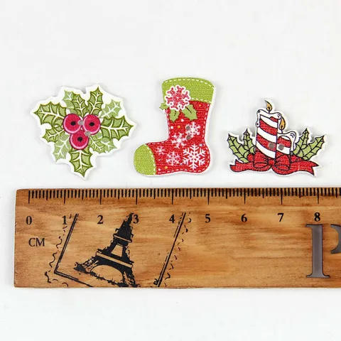 Christmas Wooden Buttons Mixed Painted Festive Sewing Craft Buttons For Children Clothes DIY Garment Accessories Decor