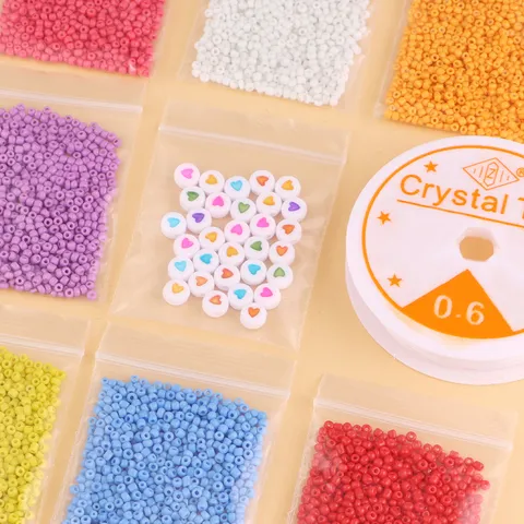 Bunte Glasperlen Acryl Buchstaben Herz Flache Perlen DIY Schmuckherstellung Kit Armband Halskette Bastelbedarf