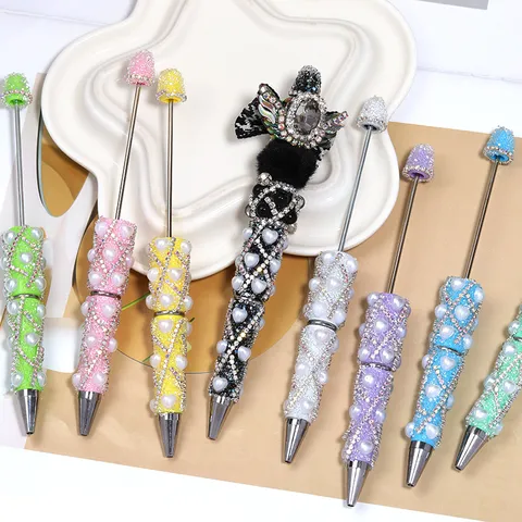 Handgefertigter Ästhetischer Strass Kugelschreiber Mit Süßer Künstliche Perle Herzkette Kreativer DIY Perlen Schreibstift Schreibwaren Für Schule Büro Geschenk