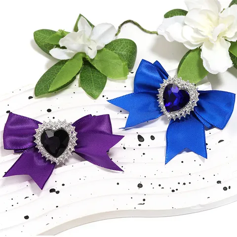 Breloques Nœud en Ruban de Satin Fait Main Avec Perle Cœur en Strass pour la Fabrication de Bijoux DIY Accessoires de Chaînes de Téléphone
