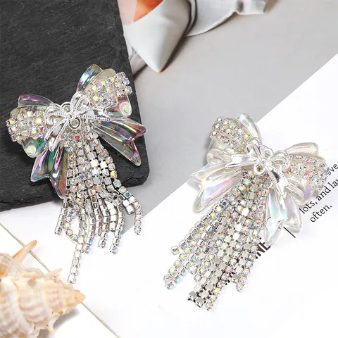 Ciondoli Pendenti con Frange di Strass e Fiocco al Laser in Acrilico Dolce per Accessori di Catene Telefoniche Portachiavi Fai da Te Creazione di Gioielli