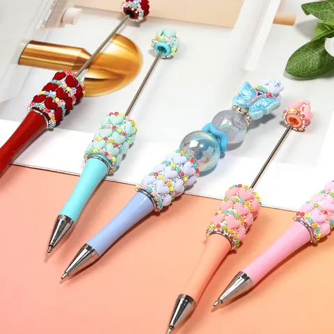 Δημιουργικό Στυλό Διαρκείας DIY με Χάντρες Πλαστικό Περιστροφικός Μηχανισμός Στρας Καρδιά Γούρι Πολύχρωμη Αλυσίδα Στυλό Χειροτεχνίας Γραφείο Σχολείο Δώρο