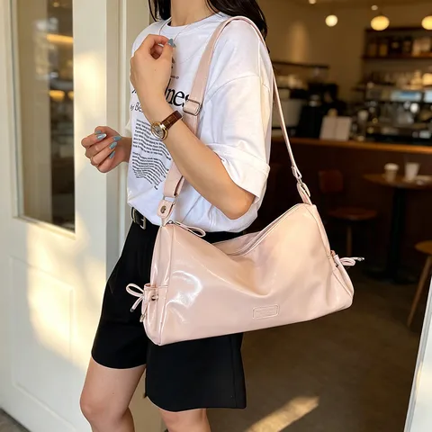 Sac Cabas Rétro Tendance de Grande Capacité pour Femmes en Cuir PU Sac Bandoulière Commuter Sac à Main Mode Polyvalent