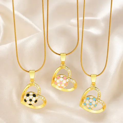 Collana con Ciondolo a Cuore Calcio Coppa del Mondo Rame Placcato Oro Smalto Strass Catena Serpente Gioielli Sportivi per Uomo Donna