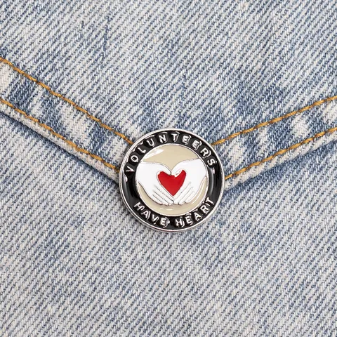 Kreative Volunteers Have Heart Brosche Pin Legierung Geometrische Herz Hände Abzeichen Für Jeansjacke Rucksack Unisex Schmuck