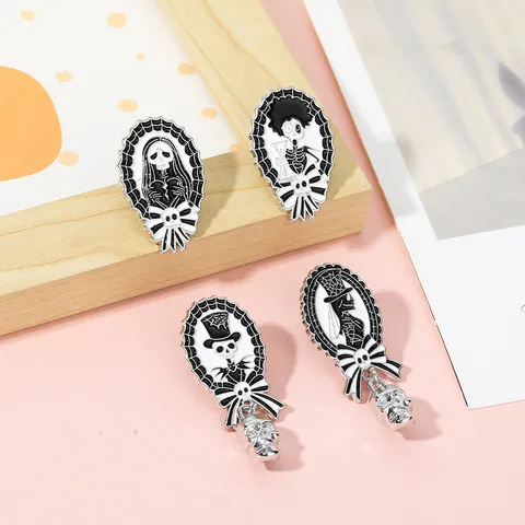 Broche Squelette Gothique Punk Électroplaqué Alliage Sombre Halloween Badges Épingles Pour Vêtements Accessoires Unisexe Bijoux Cadeaux