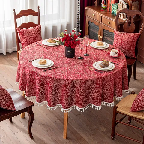 Nappe Ronde Rouge Festive en Polyester Jacquard Couvre-Table Avec Bordure en Dentelle Dorée Gland pour Mariage Nouvel An Salle à Manger Décoration Maison