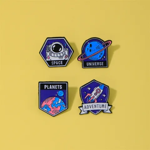 Alloy Emaille Weltraum Rakete Brosche Set Astronaut Planet Erde Abenteuer Abzeichen Cartoon Kleidung Pins Für Damen Herren Schmuck Geschenk