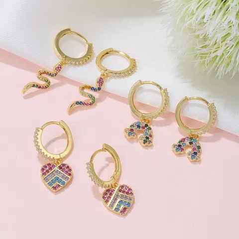 Fashion Brass Plated Gold Rhinestone Huggie Hoop Earrings Set Colorful Heart Star Snake Pendant Drop Earrings For Women Party Jewelry Gift