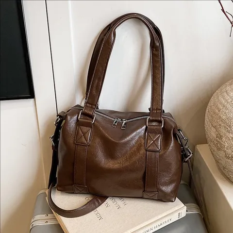 Womens Large Capacity Boston Shoulder Crossbody Bag Vintage PU Leather Tote Bag Casual Commuter Handbag Purse