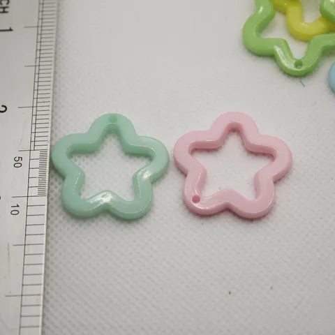 Perles Étoile à Cinq Branches Fleur de Prunier Acrylique Perles Vides Couleur Mélangée Solide Transparente Pour Fabrication De Bijoux Porte-clés DIY