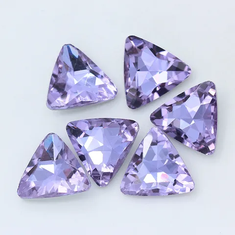 Strass en Verre à Dos Pointu Triangle Multicolore Gemmes de Cristal Brillantes pour Ongles Bricolage Artisanat Décoration Fabrication de Bijoux