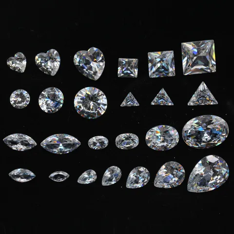 Klarweiß Strass Lose Edelsteine Geometrisch Facettiert Spitzboden Kristall Glas Diamant Füller Für DIY Nagelkunst Bastelbedarf