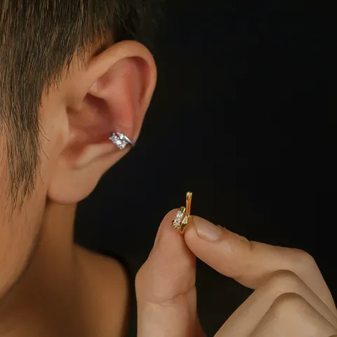 Orecchino a Manichetta Minimalista per Uomo Donna Rame Strass Aperto Clip per Osso dell'Orecchio Moda Punk Chic Gioiello Regalo