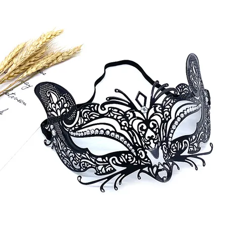 Metal Rhinestone Half Face Mask Metal Tiger Fox Mask Halloween Cosplay Costume Party Props