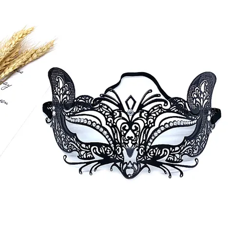 Metal Rhinestone Half Face Mask Metal Tiger Fox Mask Halloween Cosplay Costume Party Props