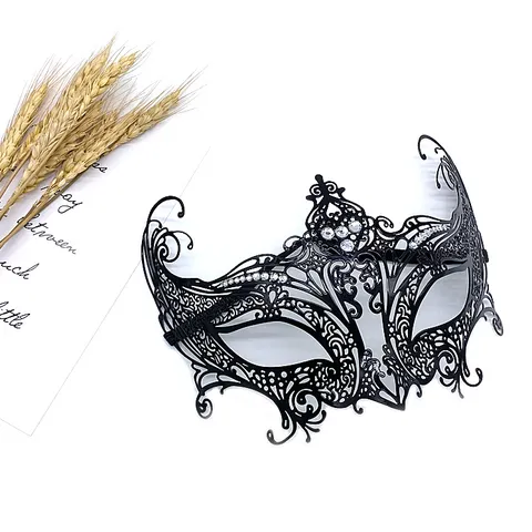 Adult Women Halloween Masquerade Metal Rhinestone Fox Half Face Mask Hollow Out Venetian Party Costume Prop Jewelry