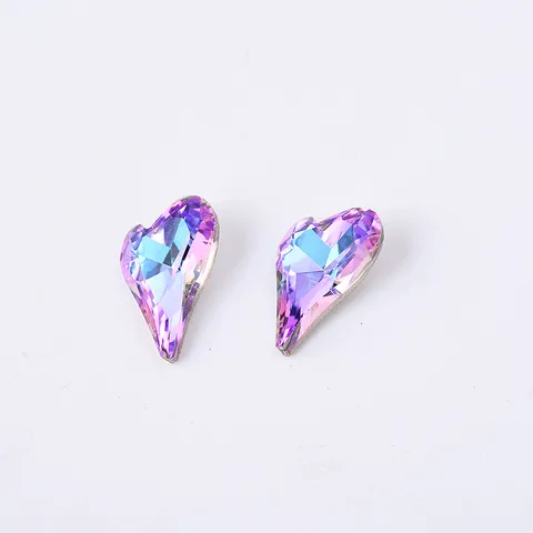 Strass per Unghie in Cristallo K9 Forma di Cuore Storto Diamante Brillante Ciondoli per Nail Art Decorazioni per Manicure fai da te