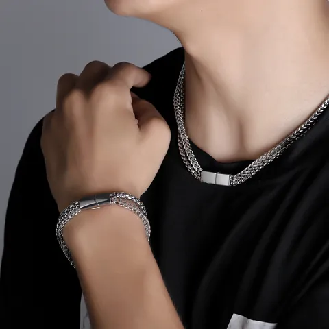 Collier Pendentif Double Rang Cubain pour Homme Ensemble Acier Titane Alliage Chaîne Torsadée Géométrique Bijoux Hip Hop Électroplaqués Colliers