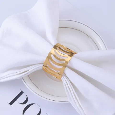 Europäischer Stil Gold Legierung Serviettenringe Modern Minimalistisch Ausgehöhlte Metall Serviettenhalter Schnallen Für Abendessen Party Hochzeit Restaurant Tisch Dekoration