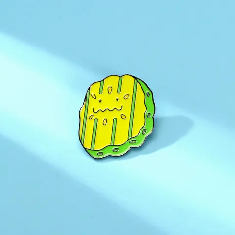 Mignon Dessin Animé Émail Alliage Broche Drôle Tranche de Concombre Badge pour Sac à Dos Vêtements Accessoires Bijoux Décoration Épingles