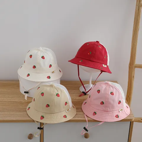 Kinderen Aardbei Geborduurd Polyester Gaas Vissershoed Ademend Zonwering Met Verstelbaar Trekkoord Voor Buiten Reizen