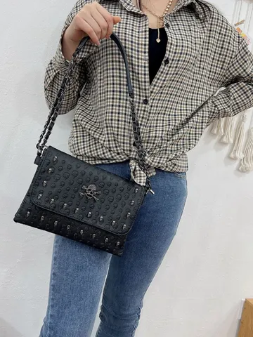 Punk Skull Chain Crossbody Bag PU Leather Envelope Shoulder Bag Gothic Rivet Handbag Casual Fashion Women Bag