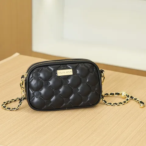 Luxury Quilted Chain Shoulder Bag PU Leather Crossbody Bag Casual Handbag Elegant Travel Purse For Women