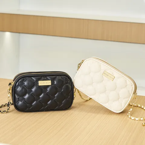 Luxury Quilted Chain Shoulder Bag PU Leather Crossbody Bag Casual Handbag Elegant Travel Purse For Women
