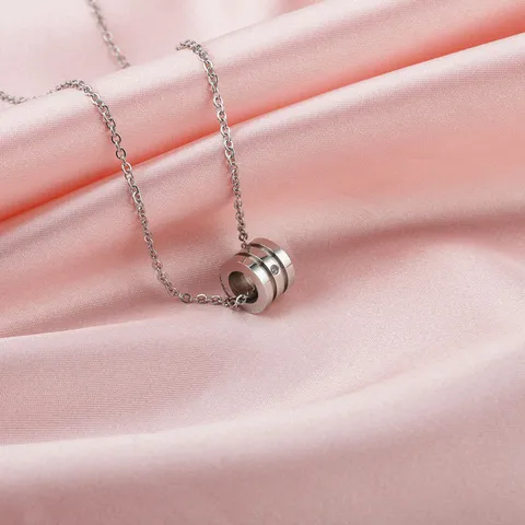 Eenvoudige Roestvrijstalen Taille Cilinder Hanger Ketting Voor Vrouwen Koreaanse Stijl Rozegoud Strass Ingelegd Mode Sieraden Cadeau