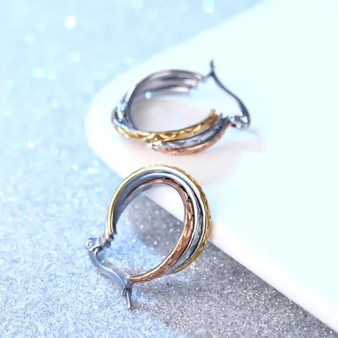 Vintage Stainless Steel Tri-Color Hoop Earrings For Women Diamond Pattern Geometric Round Interlocking Earrings Fashion Jewelry Gift