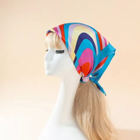 Dames Kleurrijke Regenboog Streep Vierkante Sjaal Modieuze Polyester Satijn Look Halssjaal Tas Decoratie Haar Hoofdsjaal