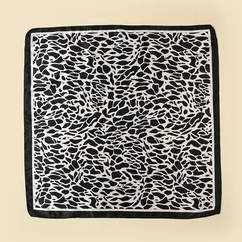 Fashion Women Leopard Print Square Scarf Satin Polyester Retro Geometric Pattern Neck Scarf Trendy Printed Bandana Head Wrap