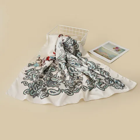 Vintage Westers Polyester Satijn Paisley Bloemen Bedrukt Vierkante Sjaal Elegant Vrouwen Zijdeachtig Zonnescherming Hoofddoek Halssjaal Decoratie