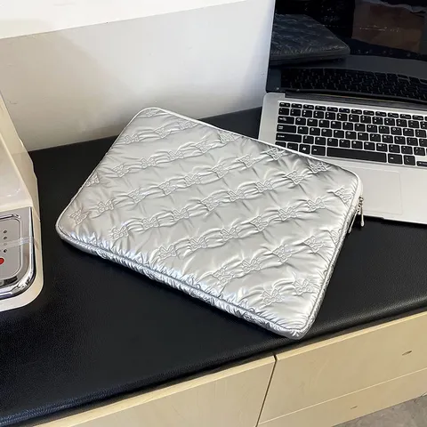 Fundas para Portátil Acolchada con Lazo Lindo Bolsa para Computadora Acolchada de Nylon Impermeable Estilo Universitario Dulce Bolso de Mano Portátil para Mujeres