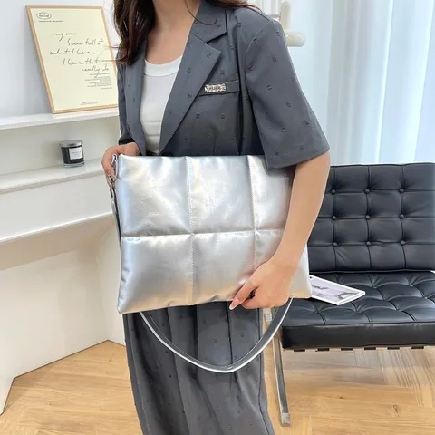 Unisex Waterproof Padded Laptop Bag Fashion Quilted Briefcase Lightweight PU Business Computer Shoulder Bag