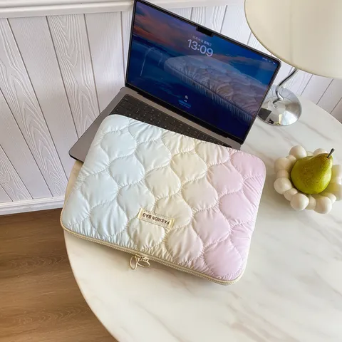 Gradient Tie-Dye Quilted Laptop Sleeve Cute Sweet Style Puffer Tablet Bag Soft Protective Computer Case For Women