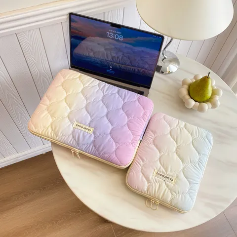 Gradient Tie-Dye Quilted Laptop Sleeve Cute Sweet Style Puffer Tablet Bag Soft Protective Computer Case For Women
