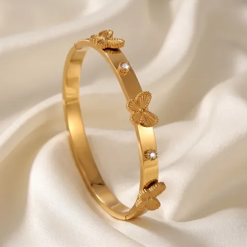 Minimalist Stainless Steel Open Cuff Bracelet For Women Gold Plated Butterfly Rhinestone Charm Bangle Fashion Jewelry Wrist Band Gift