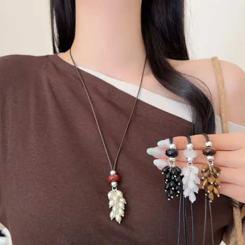 Natural Stone Tiger Eye Obsidian Crystal Beaded Necklace For Women Long Sweater Chain Adjustable Wax Rope Grape Cluster Pendant Jewelry