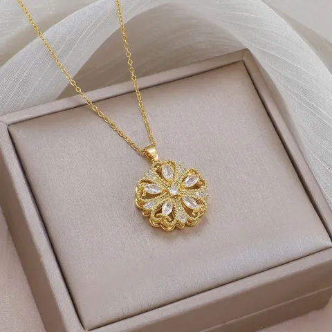 Rotating Sunflower Titanium Steel Rhinestone Pendant Necklace For Women Gold Silver Electroplated Floral Spinner Clavicle Chain Jewelry